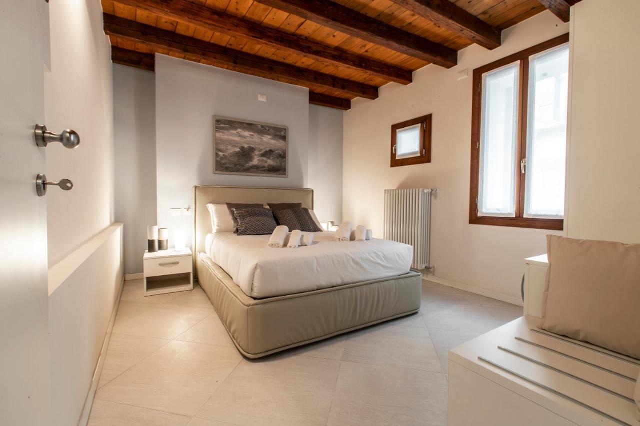 Venetian Exclusive Apartment R&R Екстер'єр фото
