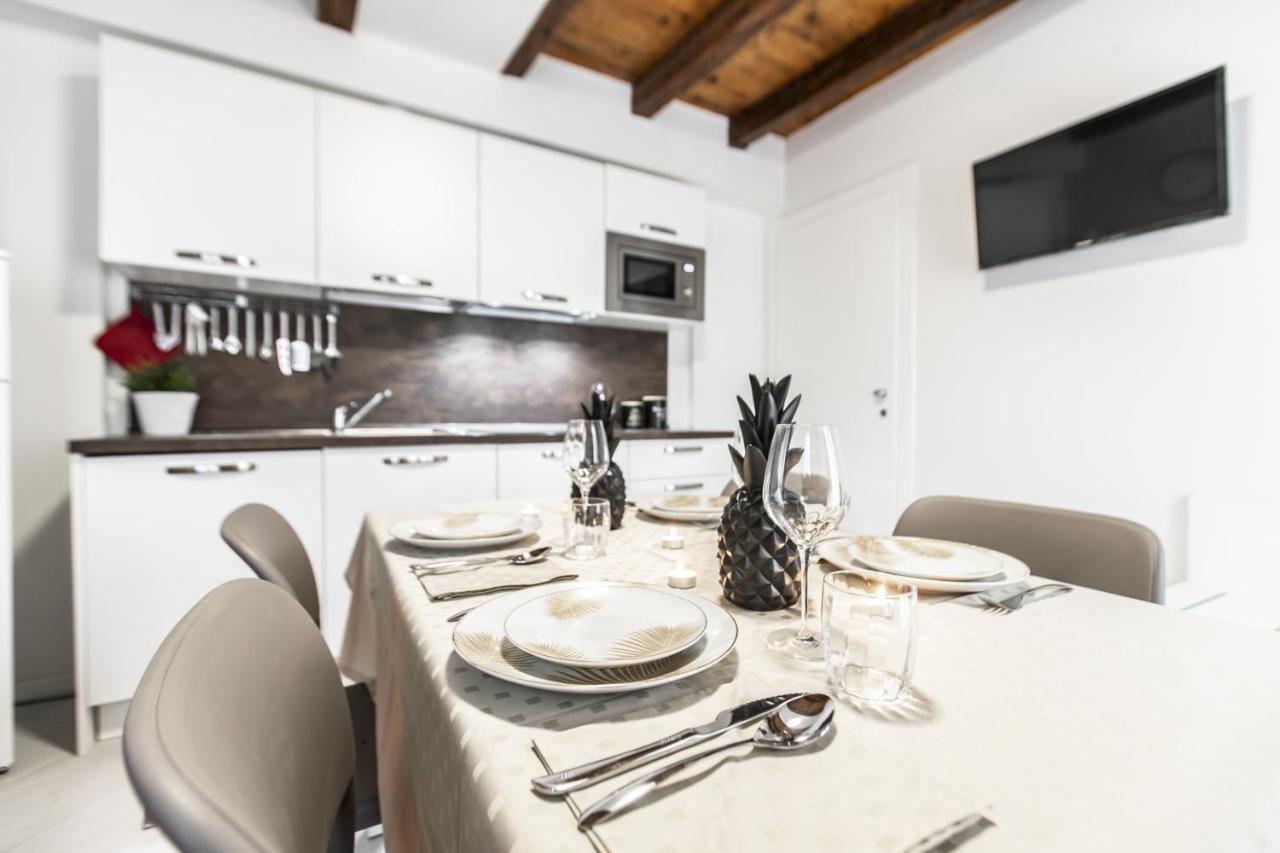 Venetian Exclusive Apartment R&R Екстер'єр фото